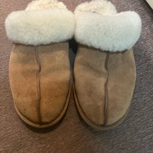 women’s size 8 uggs